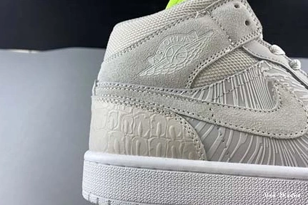 238 1 5670 Jordan Mid CV3018- Air Affordable 0709